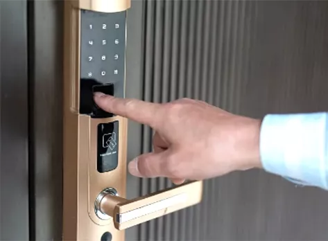智能门锁 Smart door lock